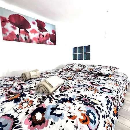 דירה F2 Ultra Danube Loft
